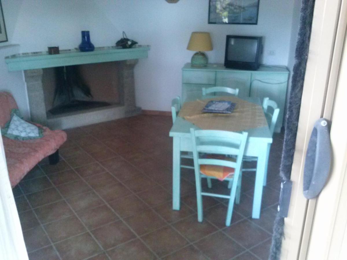 Case Vacanza Sole Ruiu Esterno foto